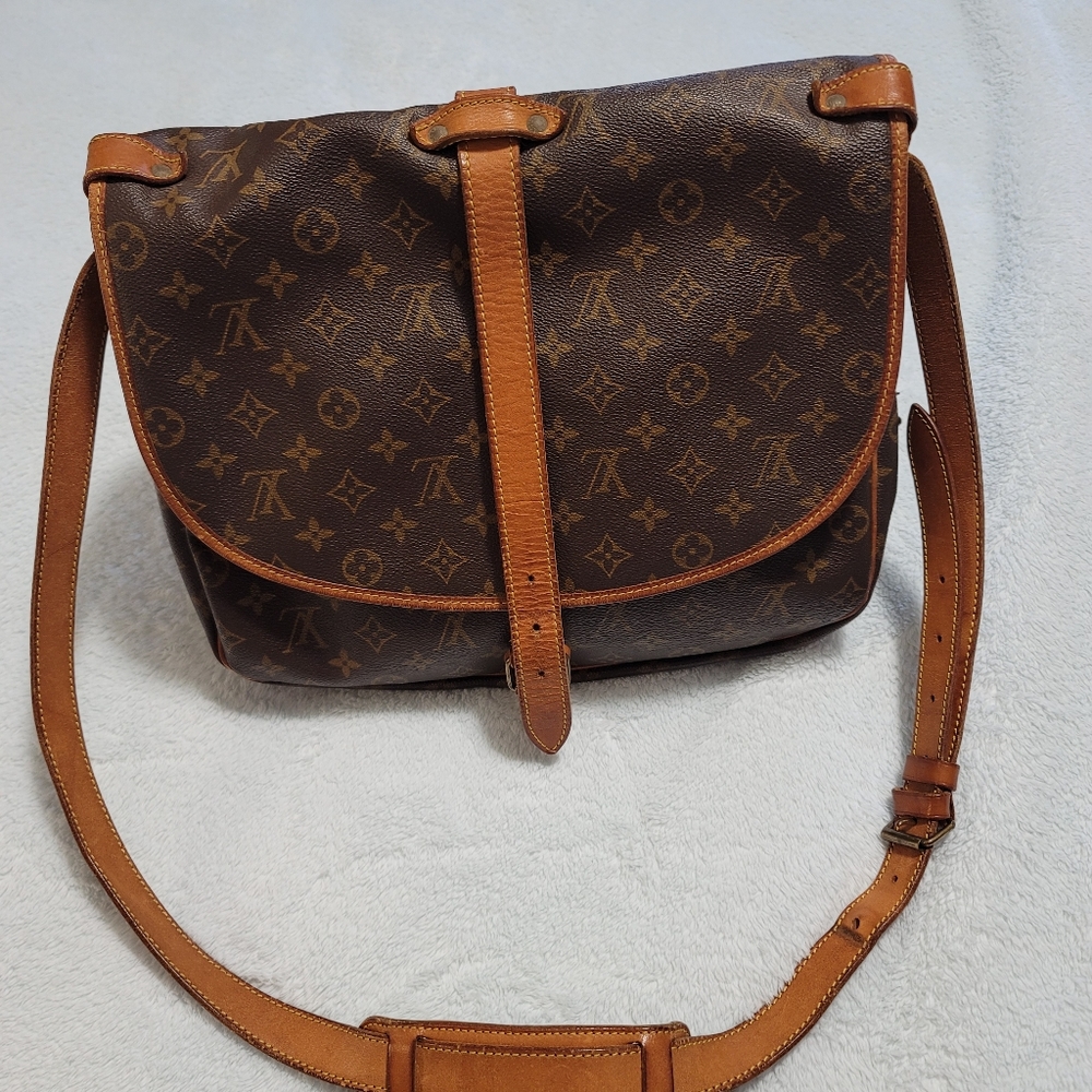 LV Saumur 35